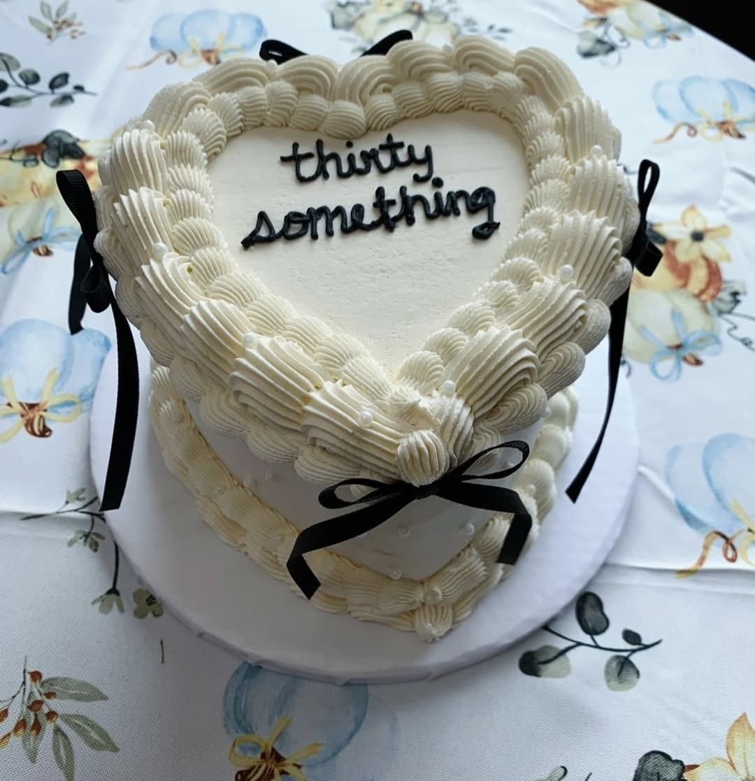 Heart Shaped Vintage Cake